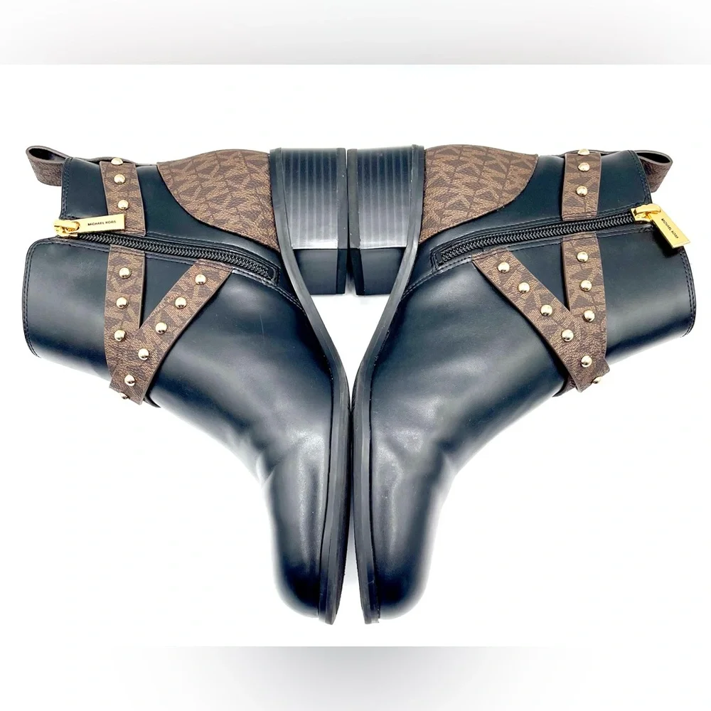 MICHAEL KORS Kincaid Leather and Studded Logo Ankle Boots. Size 8 M - Picture 10 of 15